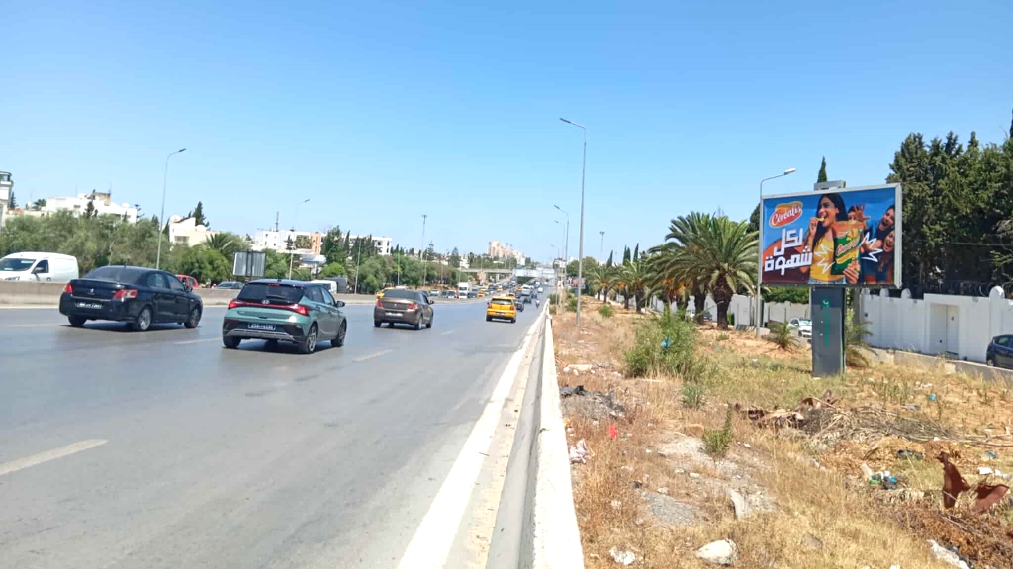 V136 - Niveau Manar entrée Mutuelle Ville en face du Centre commercial Akwass, Chili's, direction Aéroport, GP8, Charguia