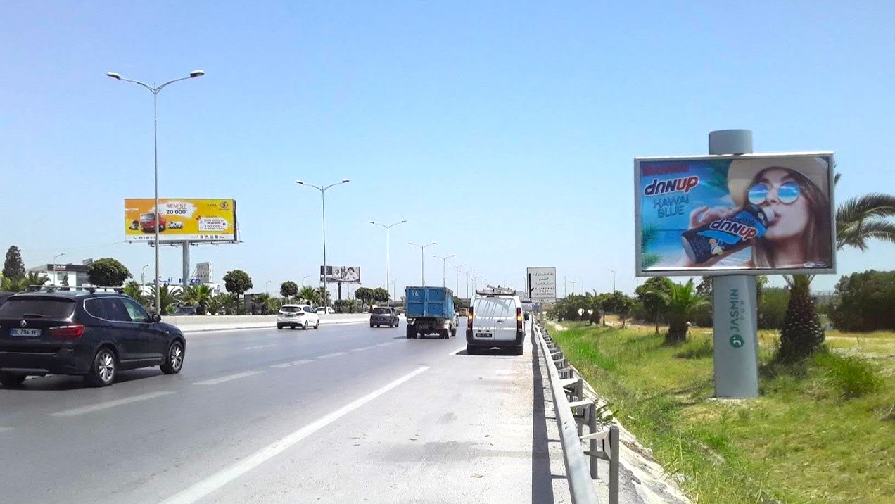 V157 - Niveau La Perle du Lac En Face Maison Mercedes-Benz, Direction La Marsa