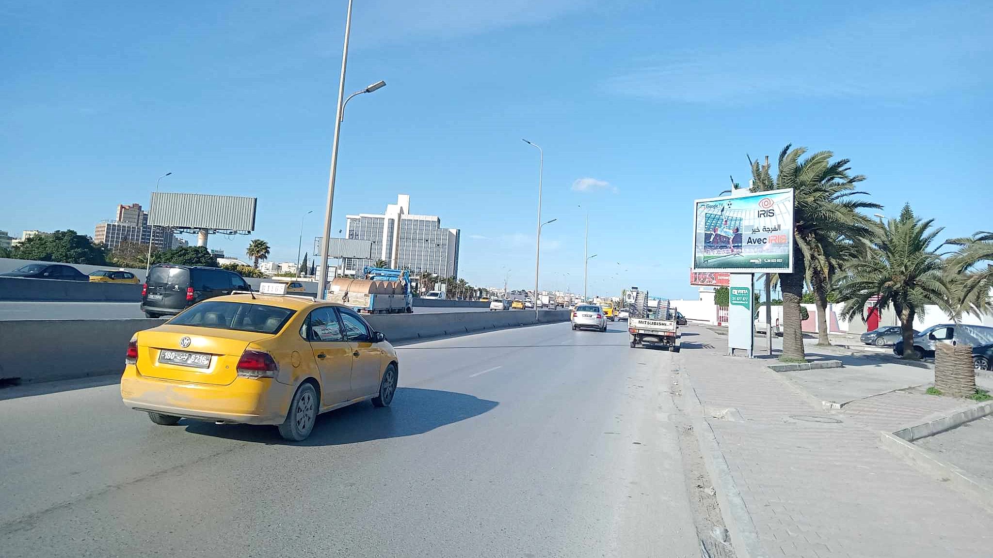 V162 - Z4 niveau Parc A Club Africain, en face du Palais Des Congrès