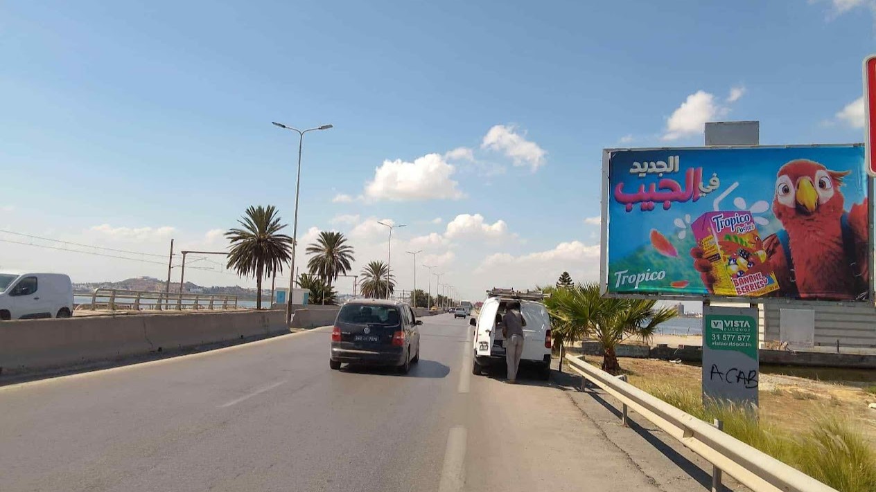 V17 - Route expresse de La Goulette  - Direction Tunis niveau du poissonnier