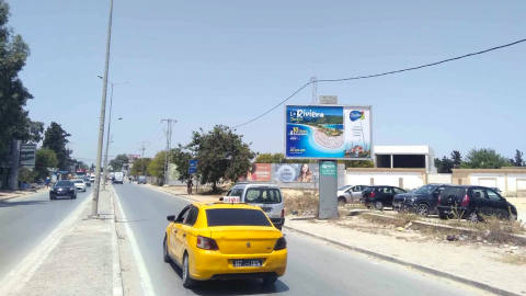 Panneau publicitaire V02 – La Soukra