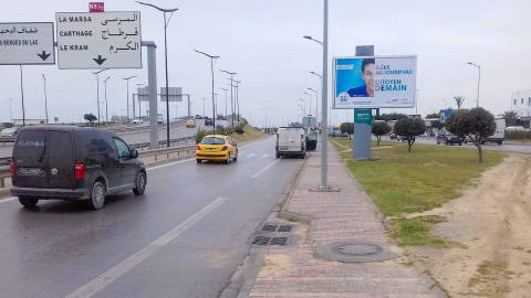 Panneau publicitaire V152 – Aéroport