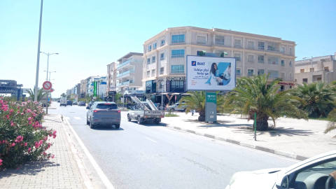 Panneau publicitaire V44 – Lac II